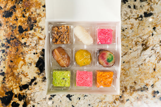 9 Piece Gift Box