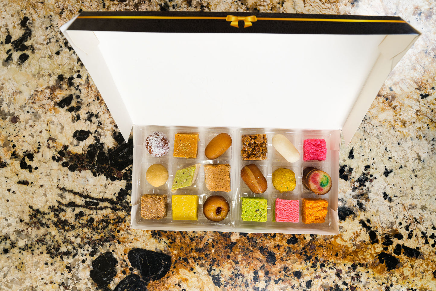 18 Pieces Gift Box